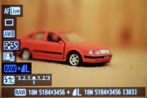 Canon EOS 60D: na pomezí dvou světů