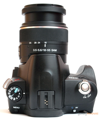 Sony Alpha A230: nejlevnější z nového trojlístku