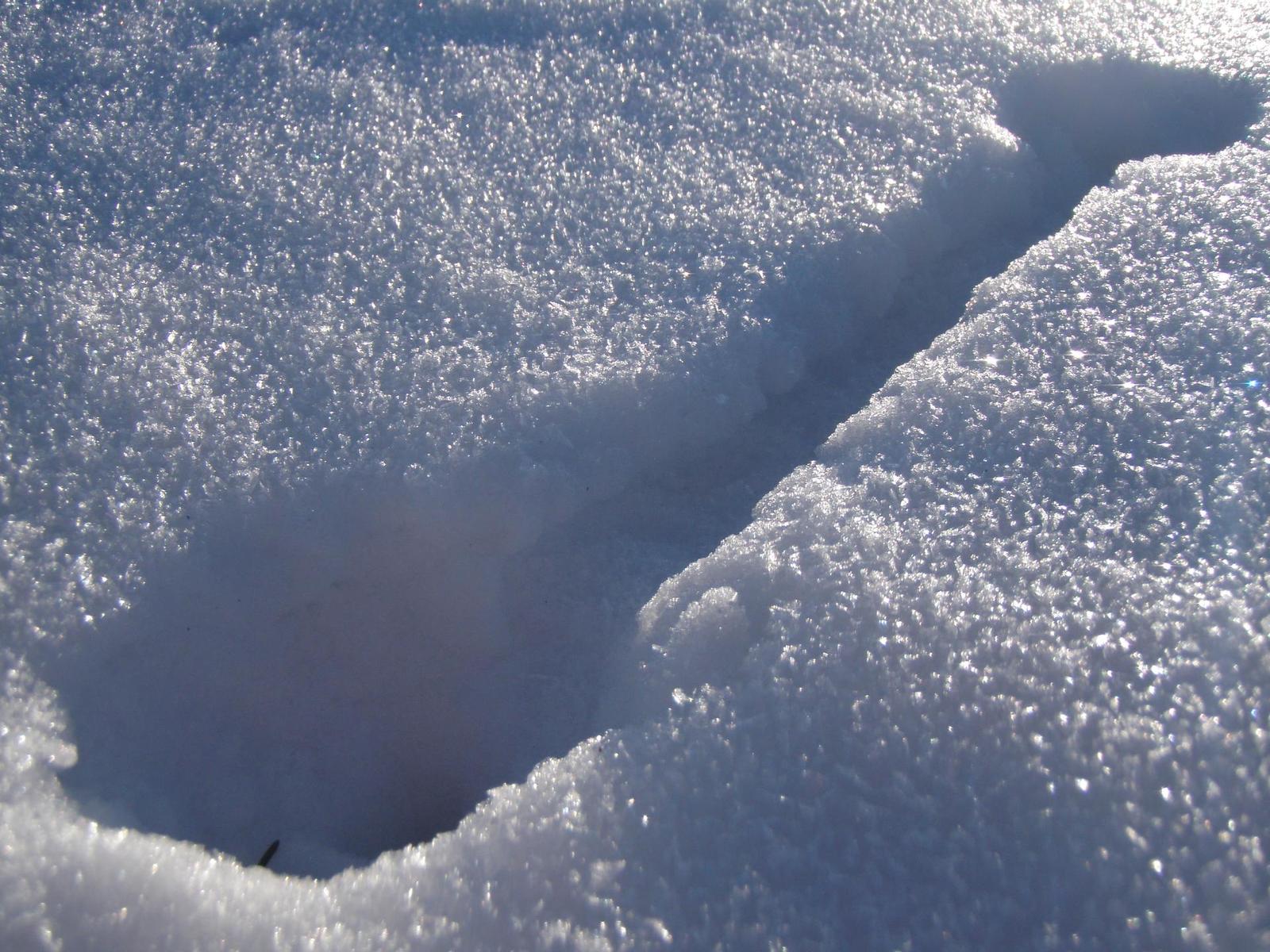 Olympus mju 1050 SW: opravdu do něj neteče?