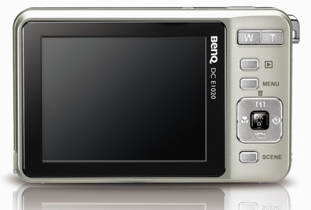 BenQ má dva nové kompakty DC E1020 a DC E1220