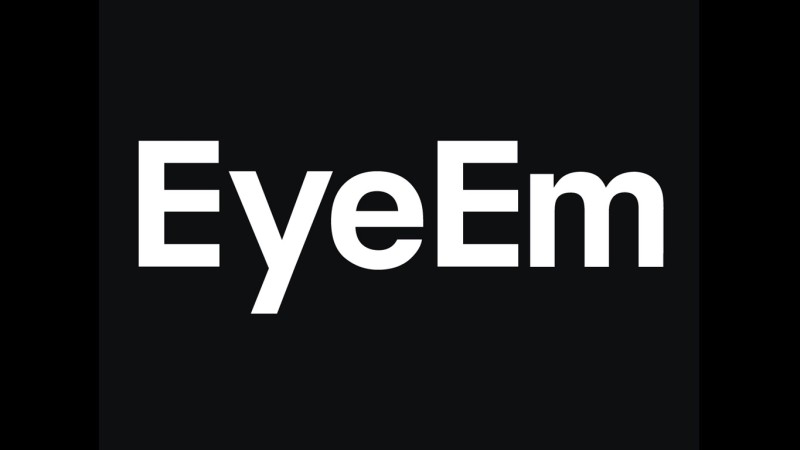 Fotobanka EyeEm má patrně problémy, výplaty fotografům nabírají zpoždění