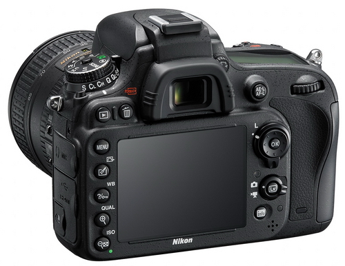 Nikon D610 zezadu
