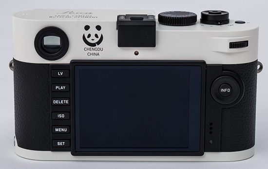 Leica M-P "Panda Edition" zadní strana