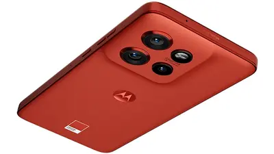 Motorola uvedla telefony edge 50 a kompaktní edge 50 neo se 3 fotoaparáty