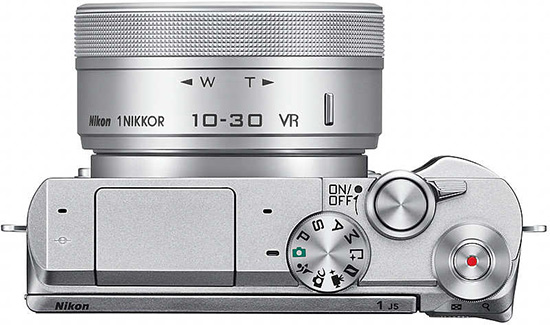 Nikon 1 J5 horní strana
