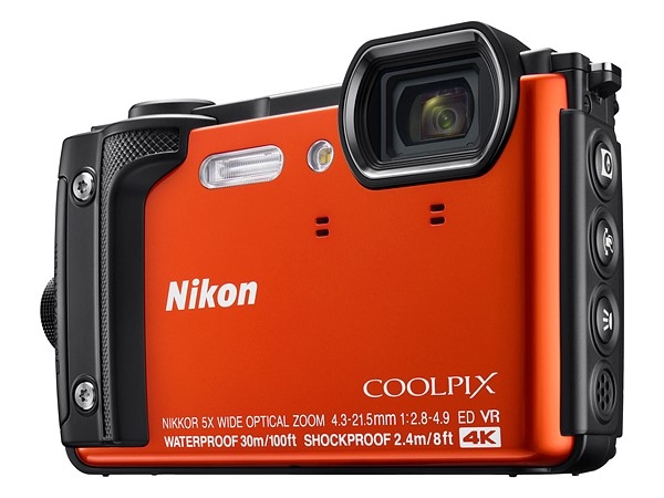 Nikon Coolpix W300 objektiv
