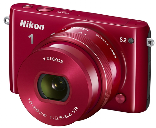 Nikon 1 S2 s 10-30mm VR objektivem