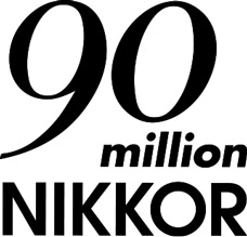 90 milionů objektivů Nikkor 