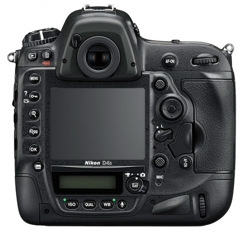 Nikon D4s zezadu
