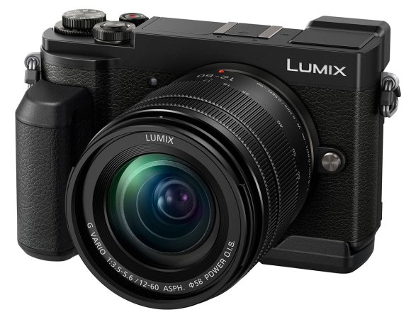 Panasonic Lumix GX9 s objektivem