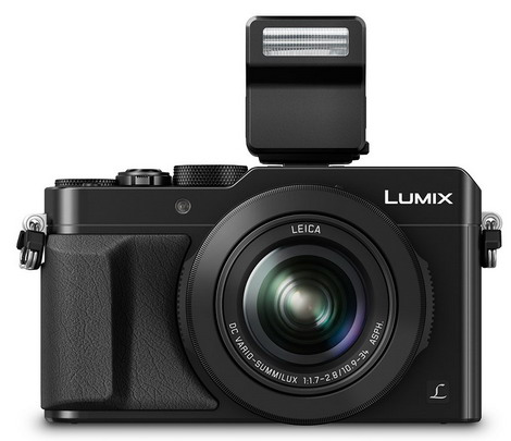 Panasonic Lumix LX100 s externím bleskem