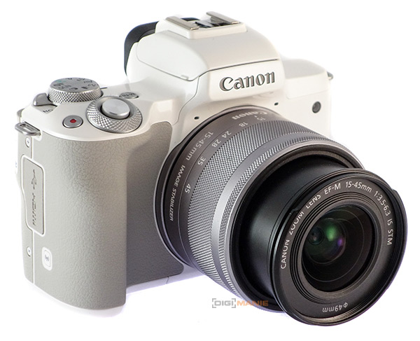 Canon EOS M50 s 15-45mm objektivem