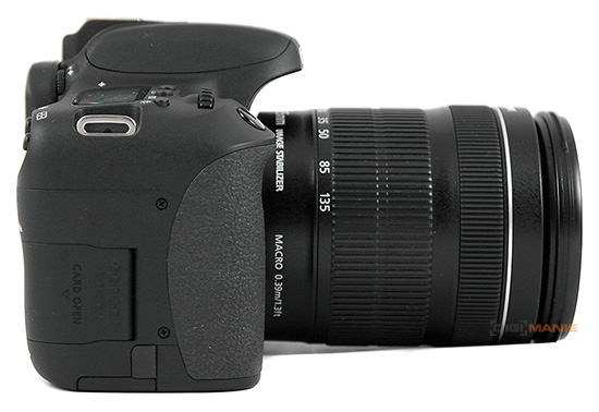 Canon EOS 760D pravá strana