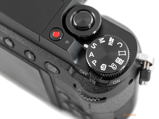 Panasonic Lumix GX80 kolečko fotografických režimů