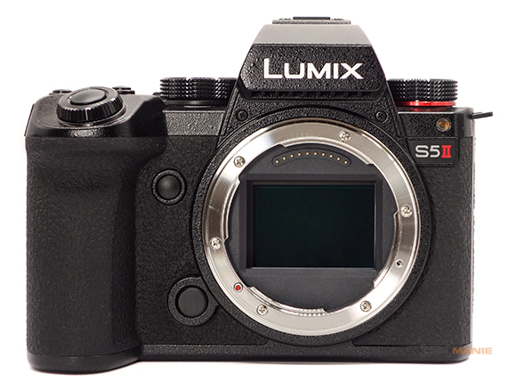Panasonic Lumix S5 II snímač