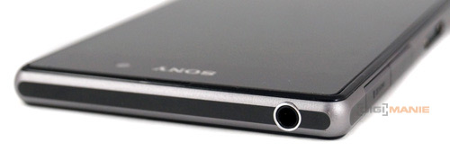 Sony Xperia Z1 horní strana