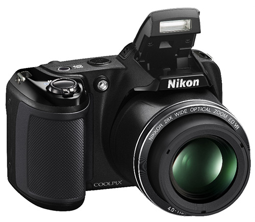 Nikon Coolpix L340 s vyklopeným bleskem